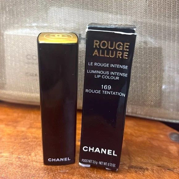 Chanel Rouge Allure Lipstick NIB
